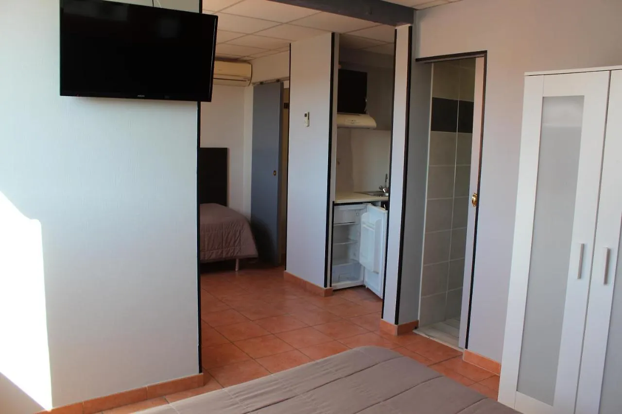 ***  Hotel L'Hacienda Martigues France
