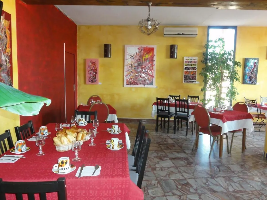 Hotel L'Hacienda Chateauneuf-les-Martigues 3*,  France