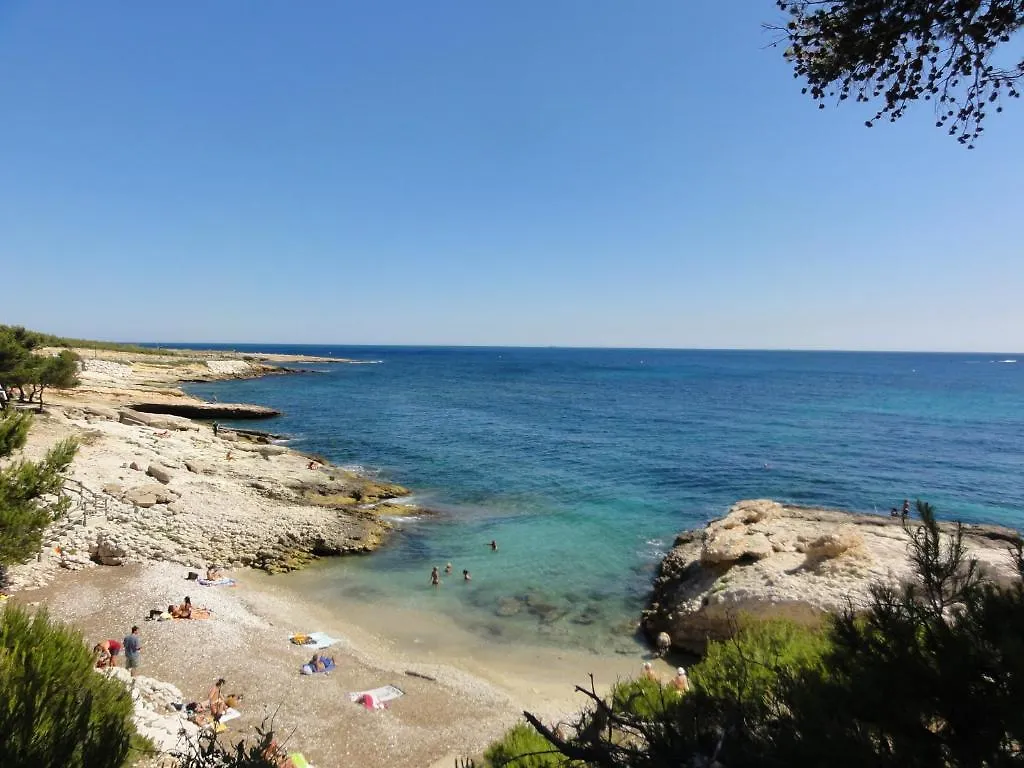 Hotel L'Hacienda Chateauneuf-les-Martigues