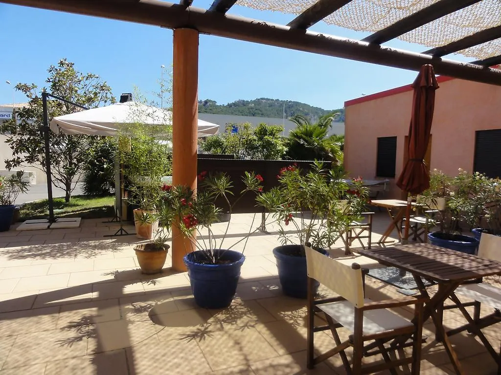 Hotel L'Hacienda Chateauneuf-les-Martigues